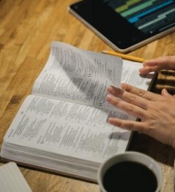 the book of acts bible study pdf